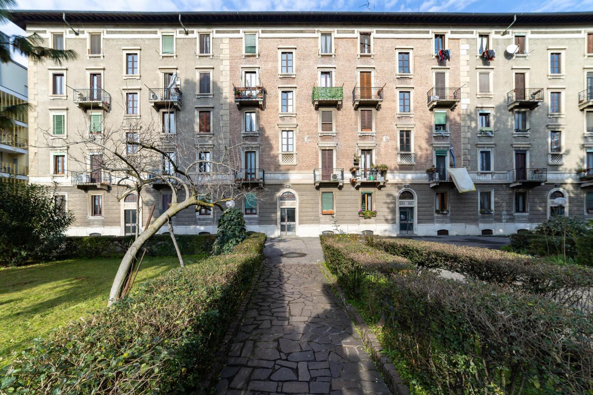 Moderno Bilocale Vicino Aeroporto Linate Self Check-In 24H & Wifi Veloce Apartment - Milan, Milan