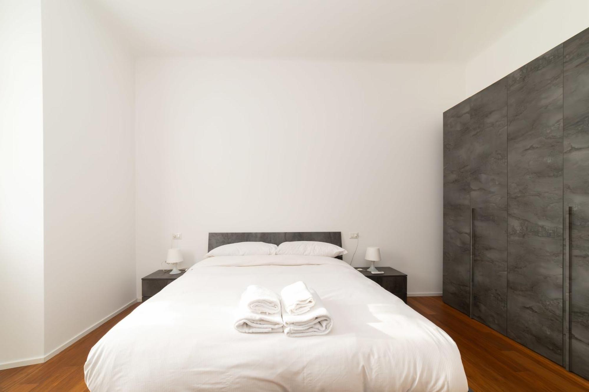 Moderno Bilocale Vicino Aeroporto Linate Self Check-In 24H & Wifi Veloce Apartment - Milan — Photos 2